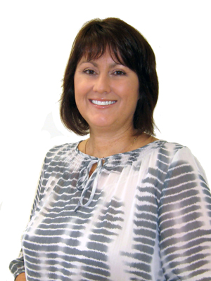 Leonie Williamson , Personal Assistant